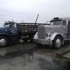 old truck kenworth.jpg