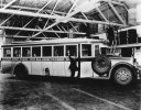 1932-Mack-bus-(H)-ran-NY-to-LA-in-78-hours_0.jpg
