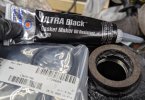 Gluing_Outer_Seal.jpg Gluing_Outer_Seal.jpg