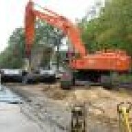 Zaxis800Boy